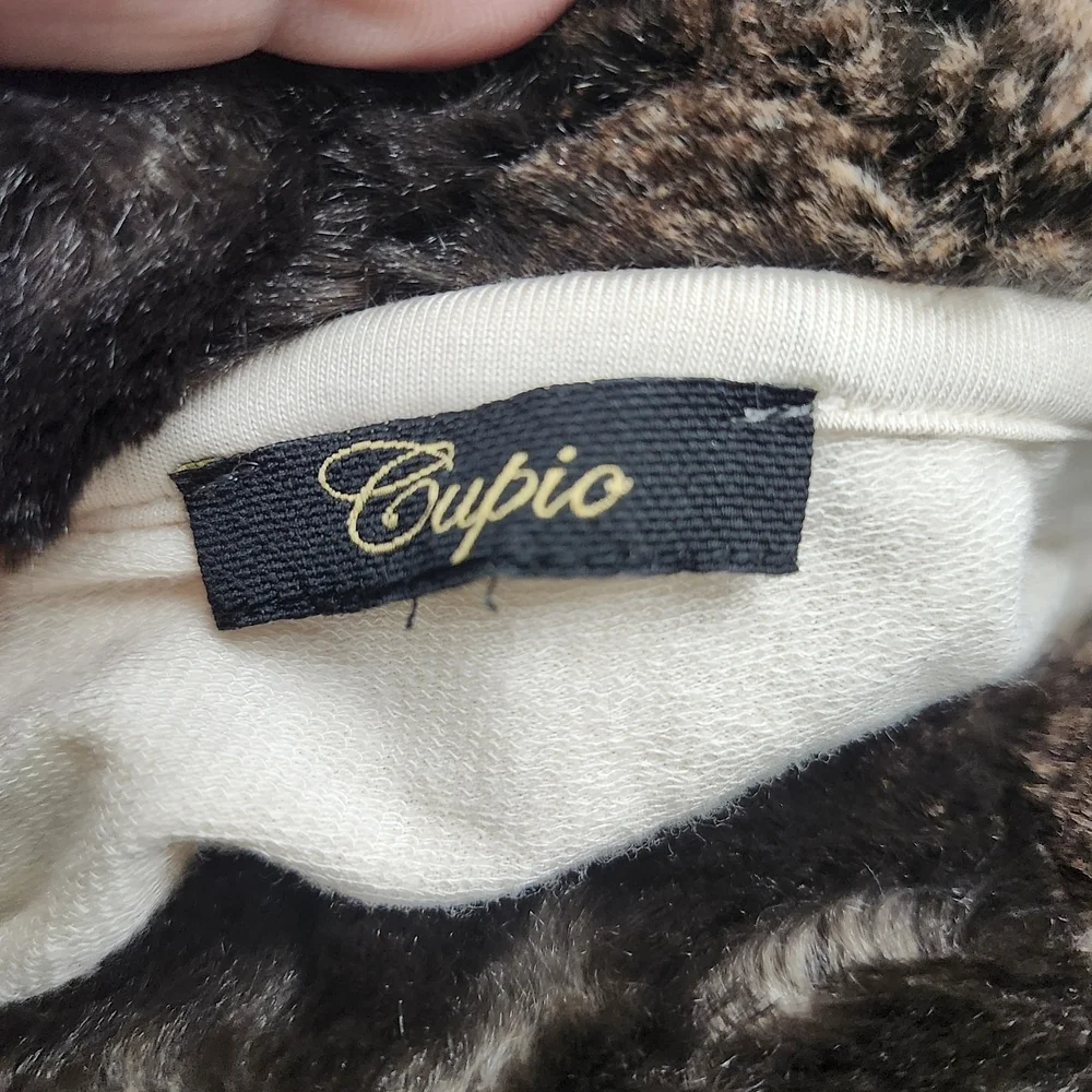 Cupio Cream and Brown Hooded Poncho - Picture 4 of 4